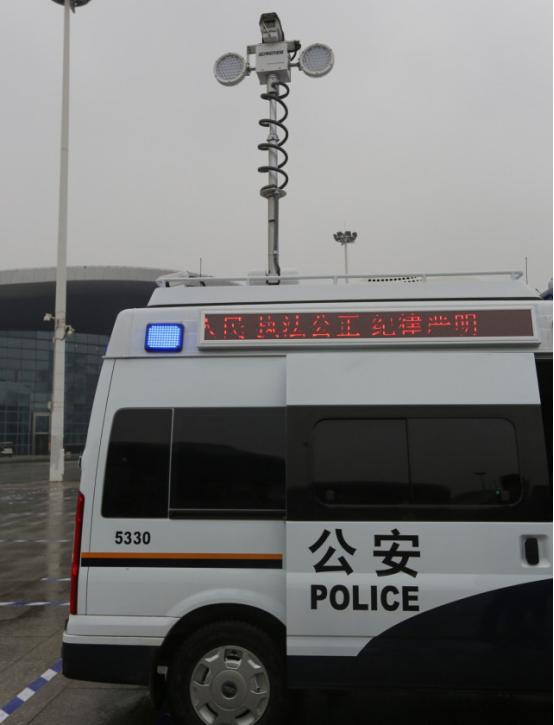 星際50個(gè)流動(dòng)警務(wù)服務(wù)站 在武漢智慧上路287.png
